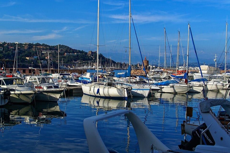 Port de Théoule-sur-Mer, non loin du restaurant La Maréa