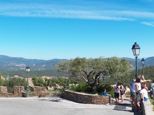 Village perché de Gassin surplombant le golfe de Saint-Tropez
