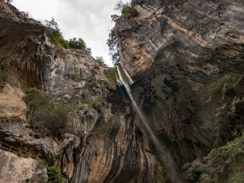 Cascade de Courmes dans les gorges du Loup
